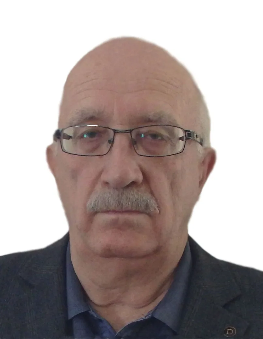 Янюк Сергей Николаевич.