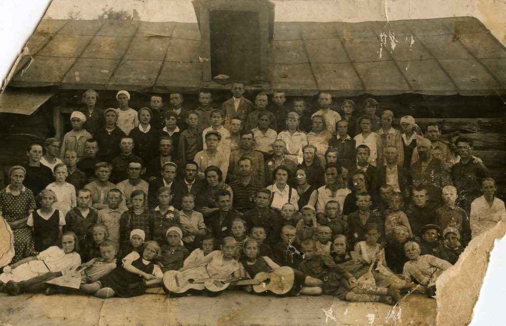 Фотография школы.